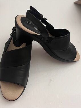 easy street Black Leather Open-Toe Slingback Mules